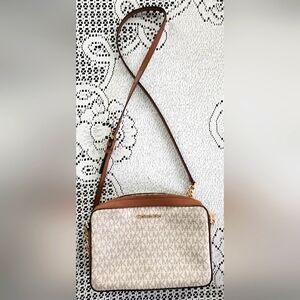 Brown Michael Kors Crossbody Purse